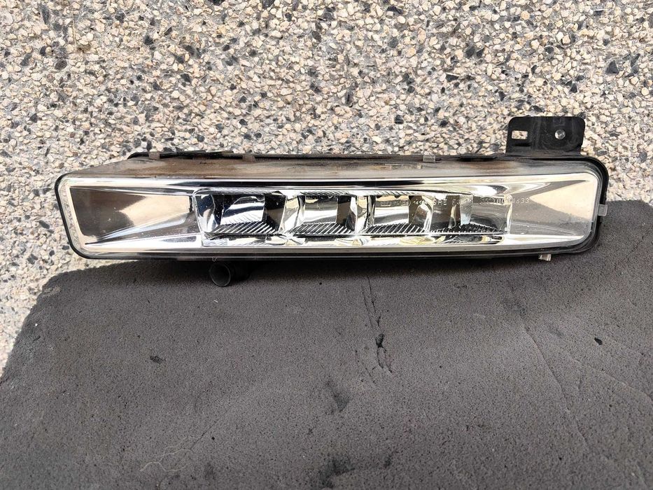 Оригинален Халоген БМВ 5 G30  BMW 5 G30  Left Led