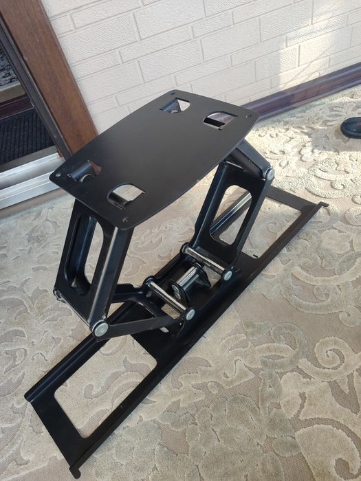 Кронштейн для телевизора