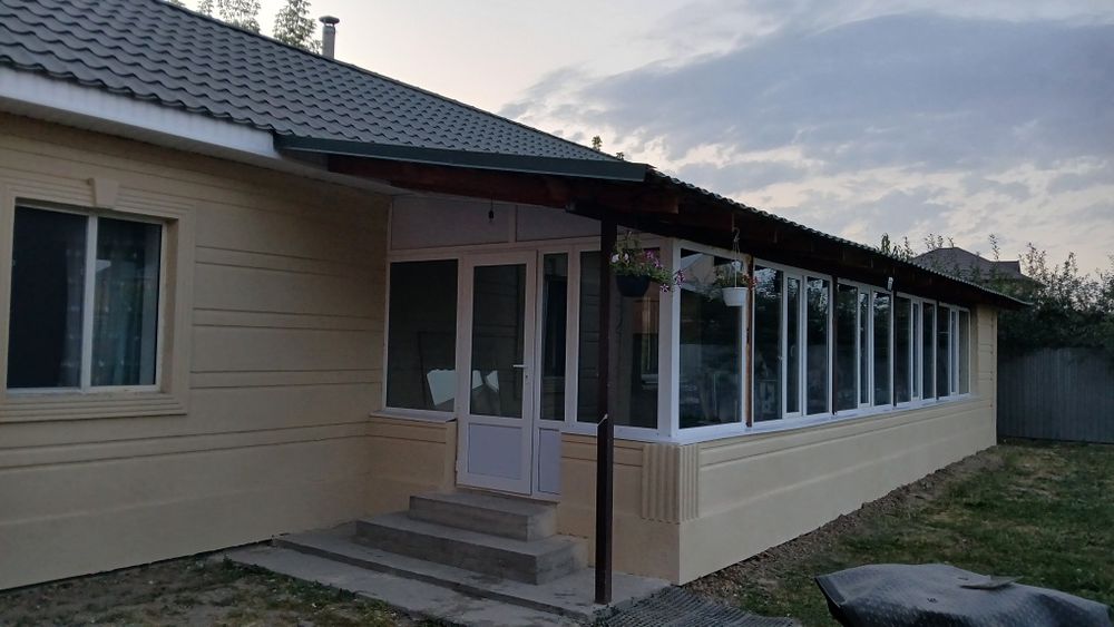 Продаётся дом из 3 комнат 8сот земли
