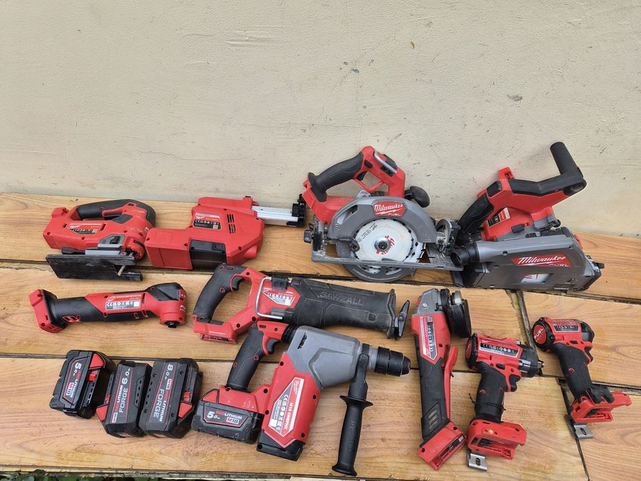Scule Milwaukee M18