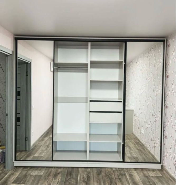 Шкаф купе продам