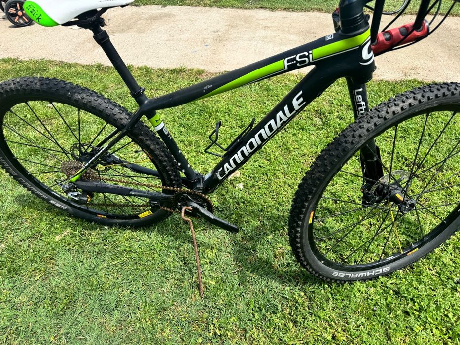 Vând biciclete mtb curier carbon