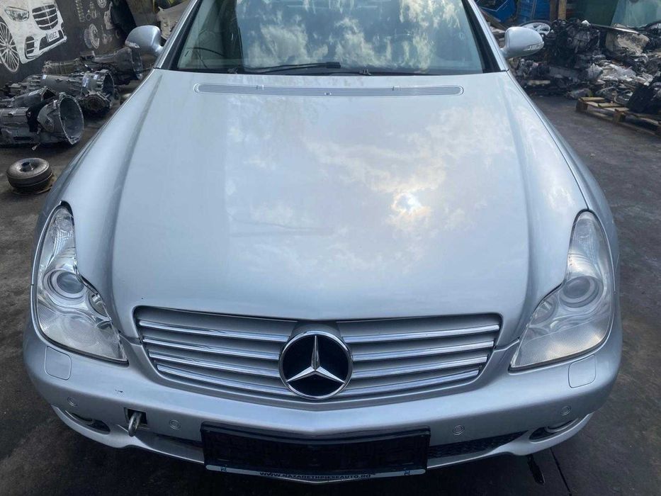 Dezmembrez mercedes cls 320cdi/far xenon/bara cls/grila cls/stop/w219