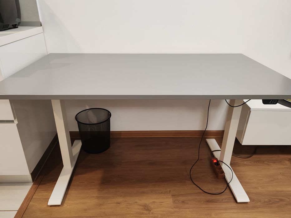 Masa de Birou reglabil/standing desk IKEA RODULF