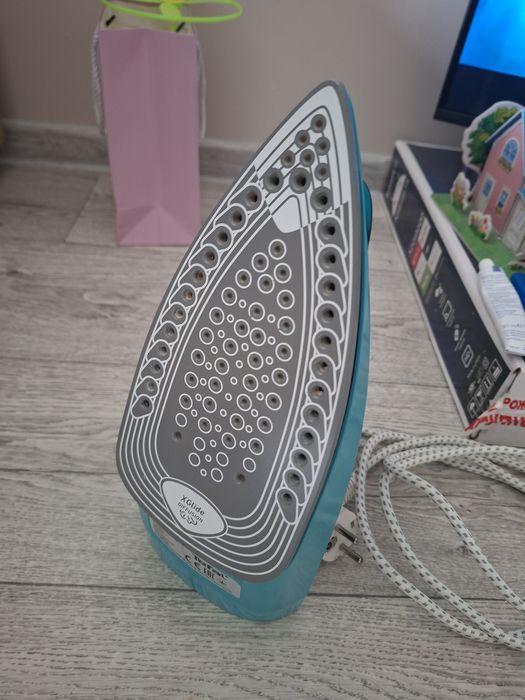 Утюг фирмы tefal