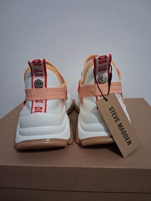 Adidasi dama,Marimea 36!