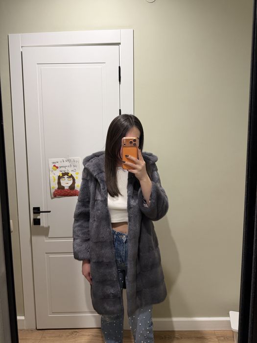 Продам норковую шубу