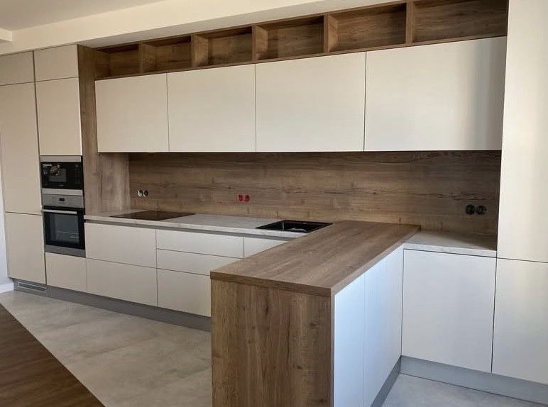 Кухня в современном стиле