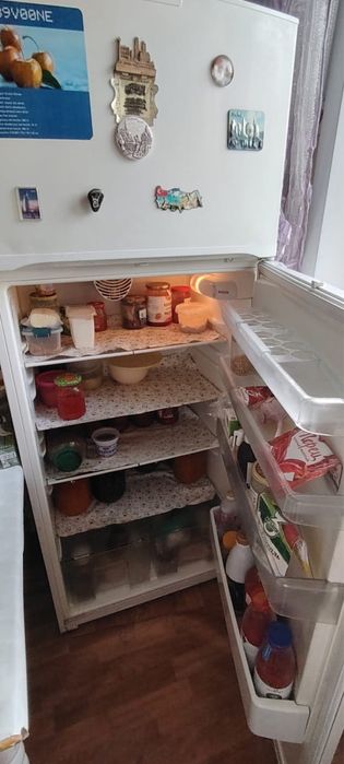 Продам холодильник