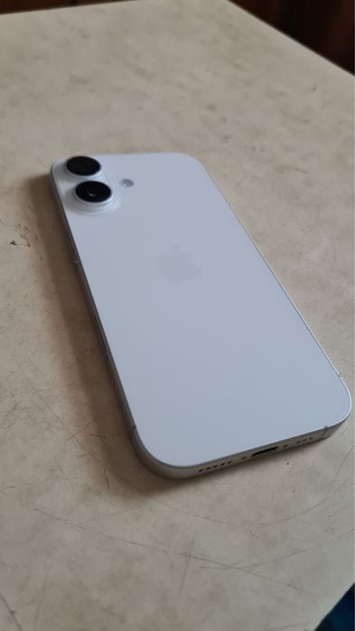 Айфон 17 идеал с гарантией