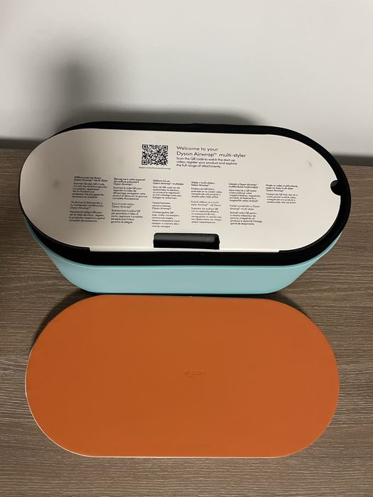 Vand Dyson airwrap complete long in stare buna