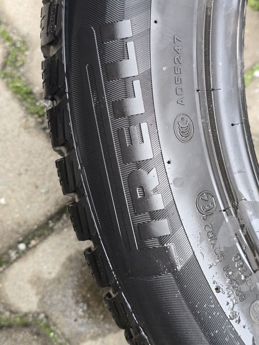 215 55 17 Pirelli