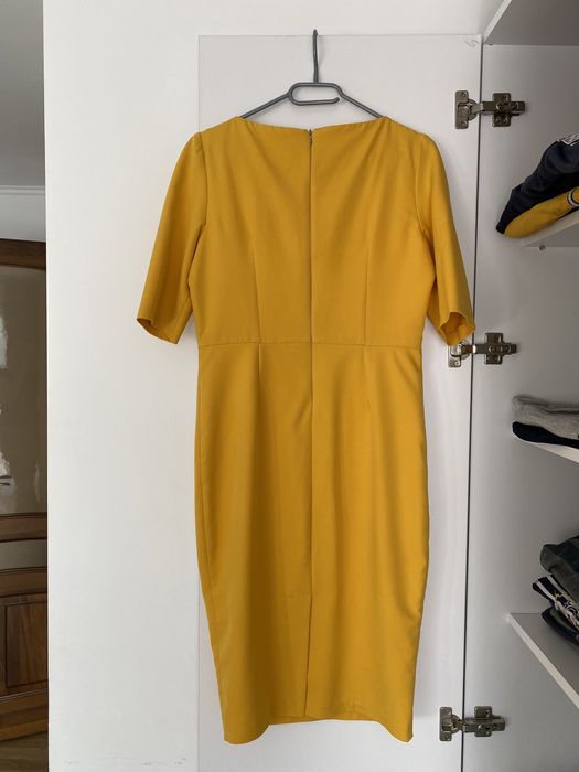 Rochie eleganta muștar