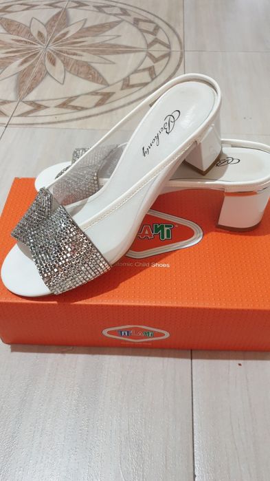 Продам туфли красивое