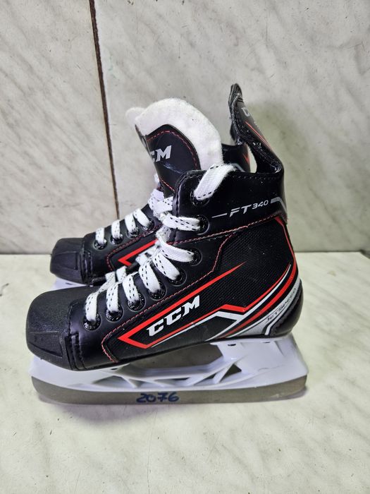 Patine 2076 hochei hochey CCM JETSPEED  marime 31 (20,8 cm)