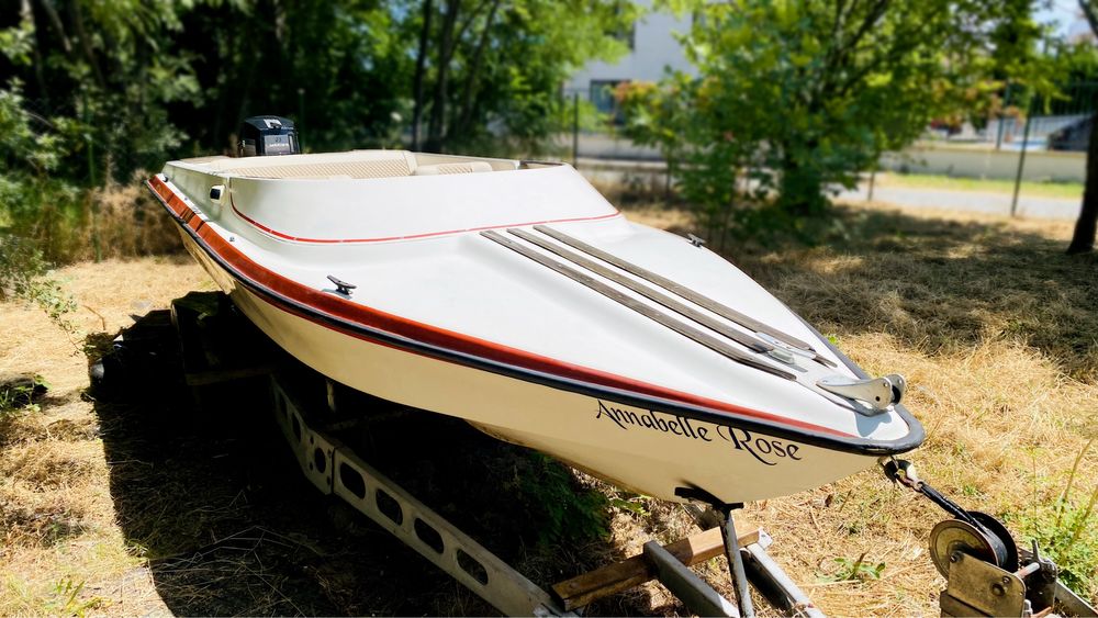 Уникална Моторна Лодка