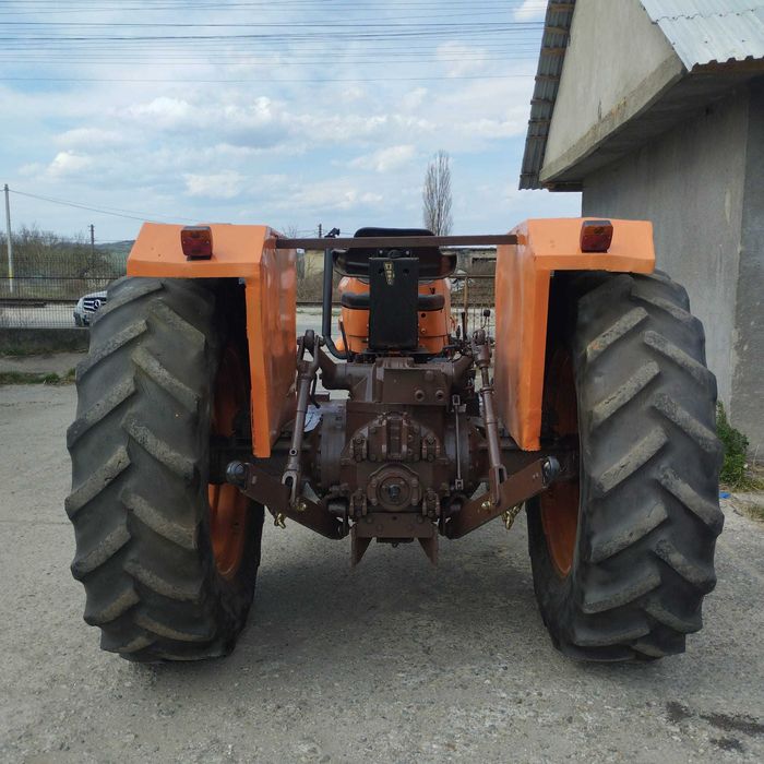 Tractor Fiat  850, 85CP