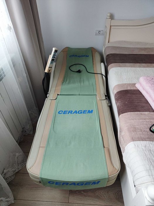 Pat masaj CERAGEM cu pietre de jad