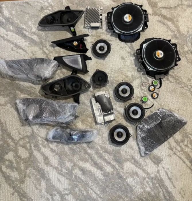 Bowers & Wilkins и Harman для БМВ X7