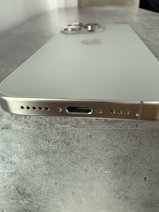 iPhone 15 Pro , 256GB , Natural Titanium, ca nou