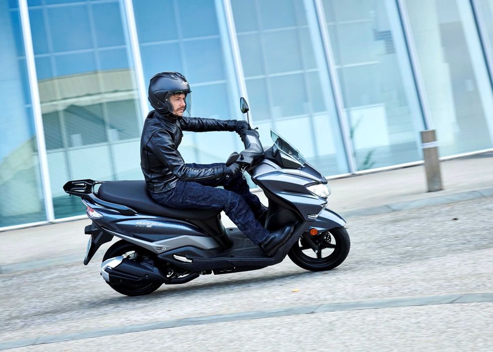 SUZUKI Burgman 125 2026