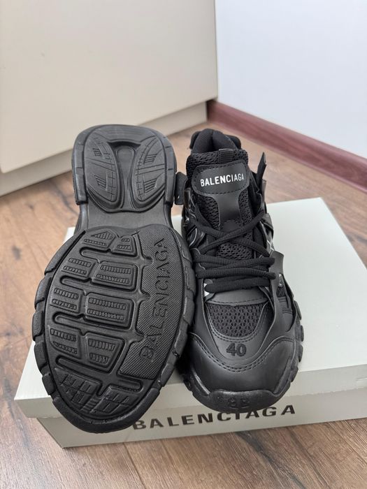 Adidasi Balenciaga track full box