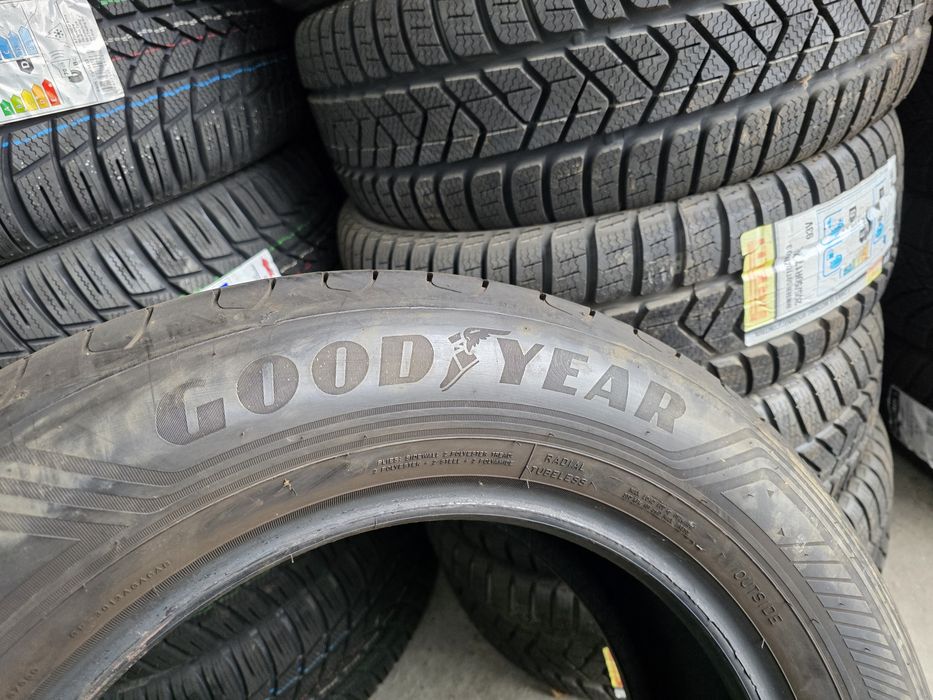 235/65/17 GOODYEAR 4бр