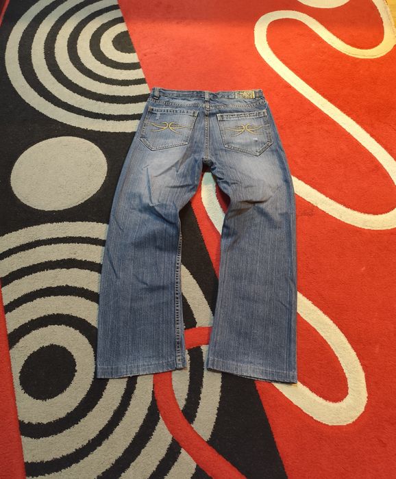Flared baggy jeans