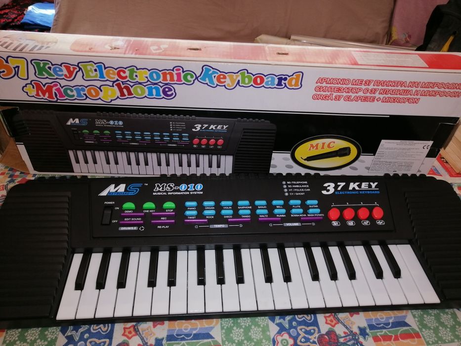 Продавам детска йоника