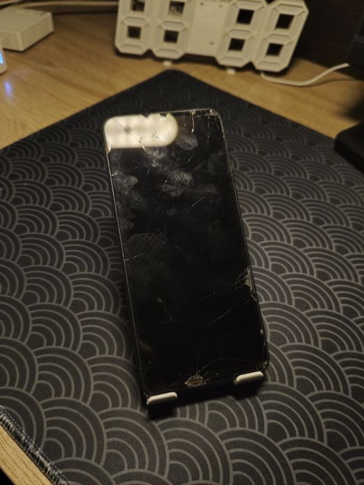 Продам vivo y35  64 гб