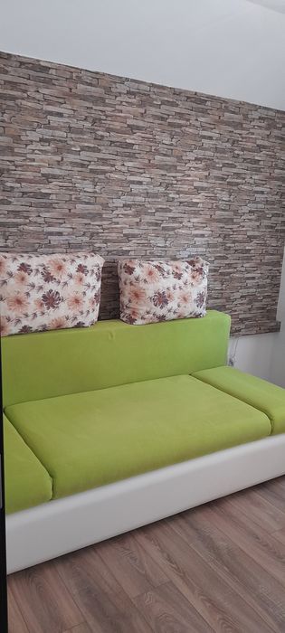 Închiriez apartament