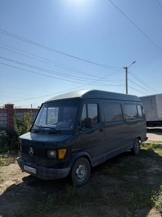 Мерседес спринтер Бусик