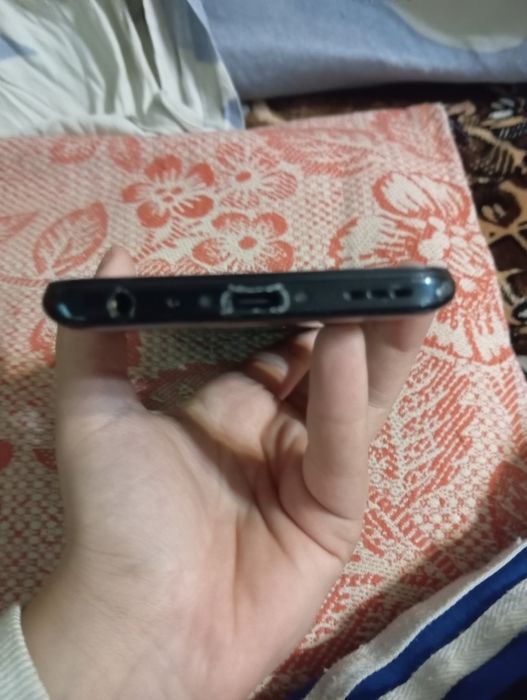 Смартфон виво 64 гига