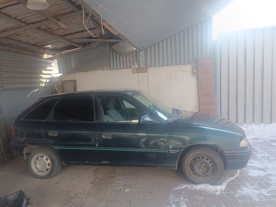 Машина на продажу