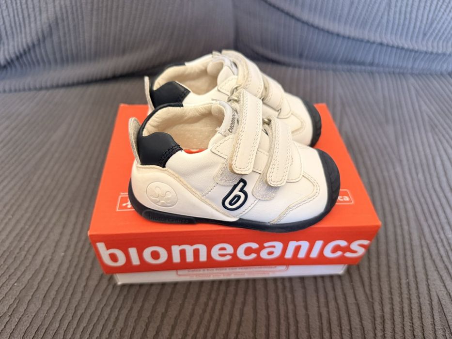 Biomecanics бели обувки - 19 размер, 20 евро