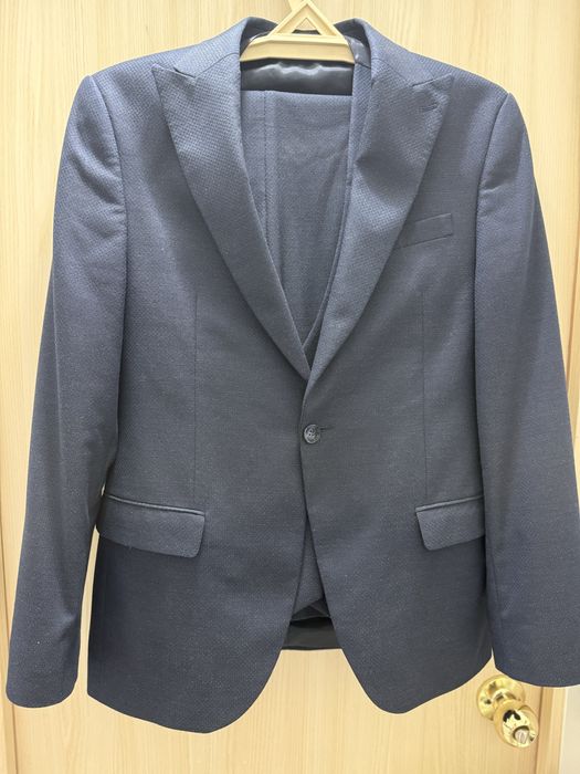 Мужской костюм тройка