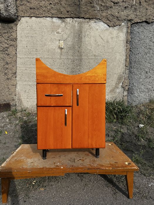 Продам тумбу под раковину