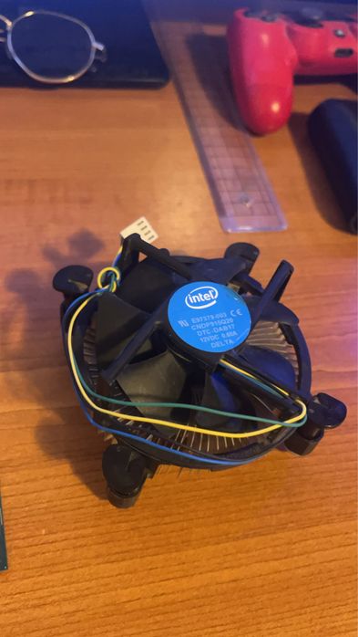 i3 9100f si cooler stock