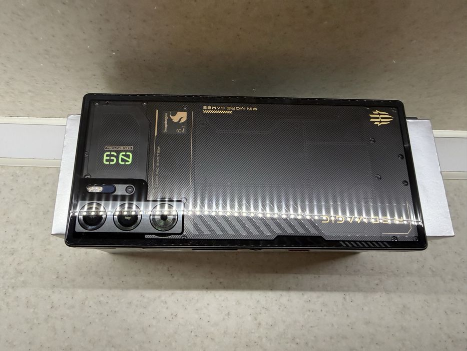 Red Magic 9 Pro 16GB/512GB