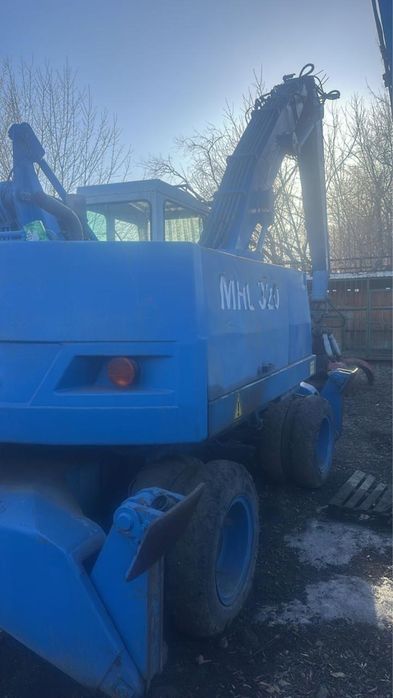 Продается Fuchs MHL 320