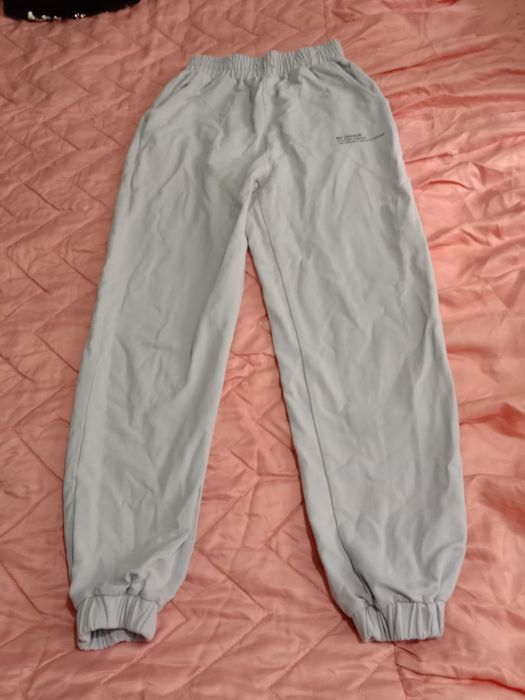 Подростковые брюки классические и спортивные и куртка