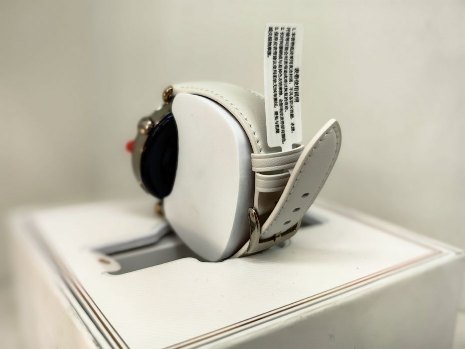 Хб! Huawei Watch GT 6 41mm ЧИСТО НОВ