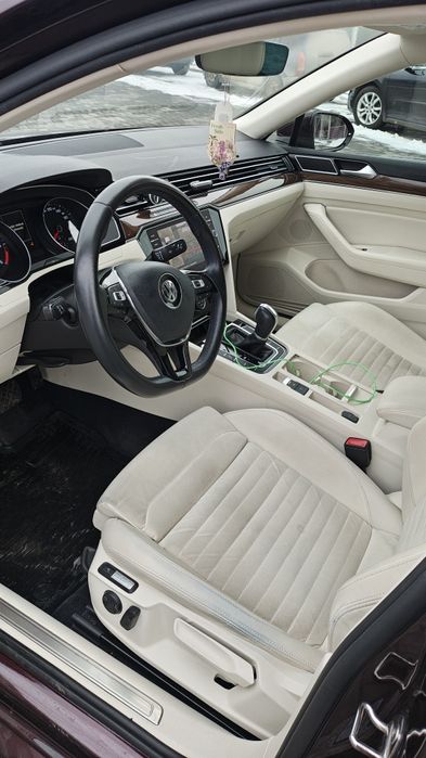 Volkswagen Passat 2.0 TDI Highline DSG LED piele