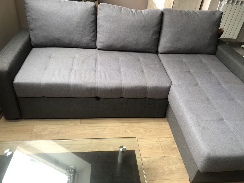 Ъглов диван с лява лежанка