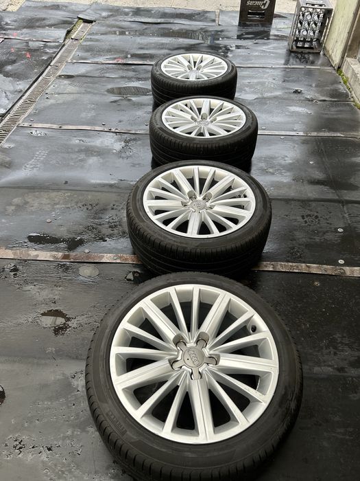 Jante cu cauciucuri Audi 245/40 R18 Pirelli