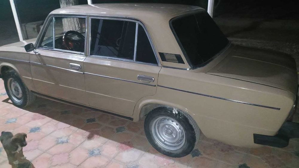 Vaz 2106 avtomashina sotiladi