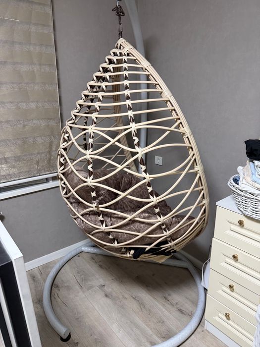 Продам кокон качели