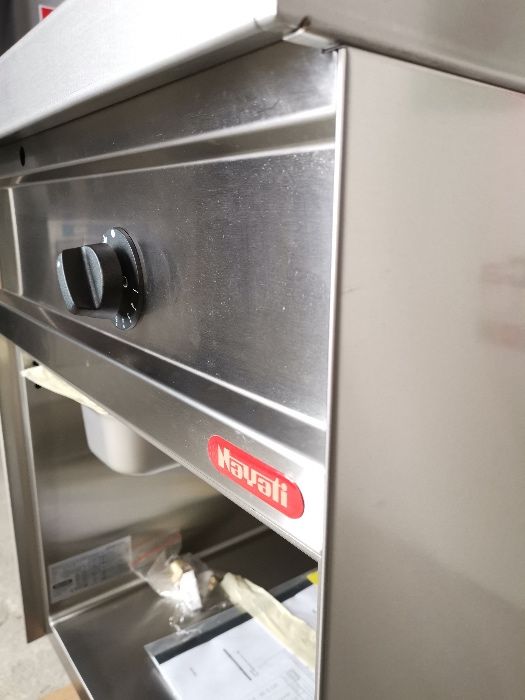 Fry top striat; Gratar profesional striat GAZ; Grill profesional GAZ