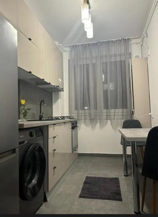 Inchiriez garsoniera lux parter in regim hotelier cu parcare gratuita