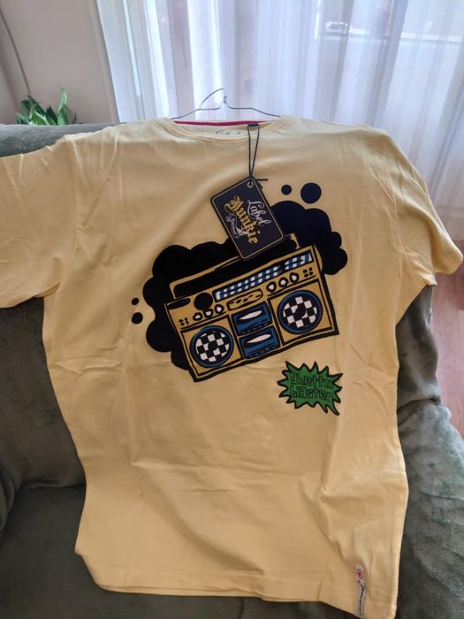 Label Junkie- нова тениска от Англия.